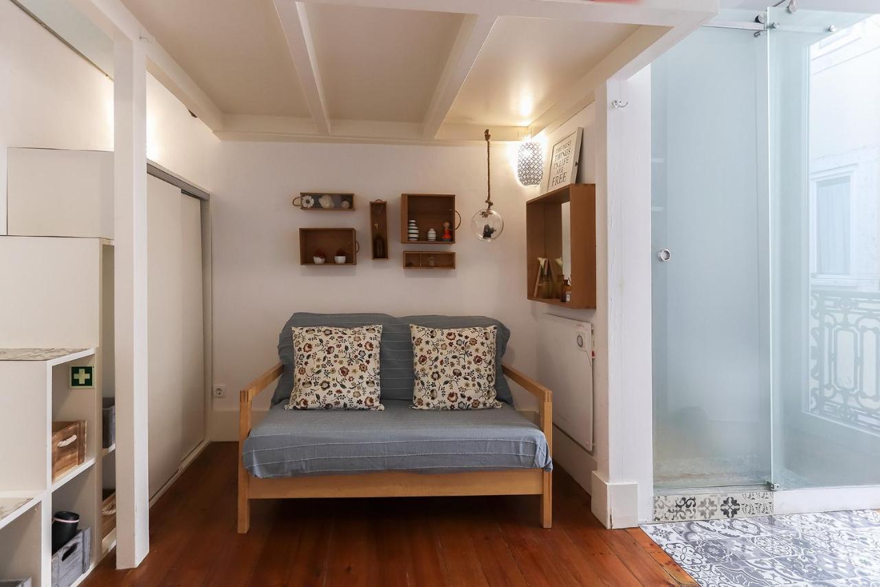 Santos Tiny Studio By Homing Lisbona Esterno foto