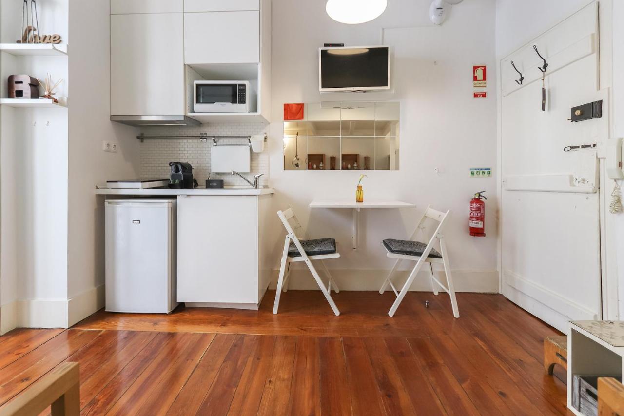 Santos Tiny Studio By Homing Lisbona Esterno foto