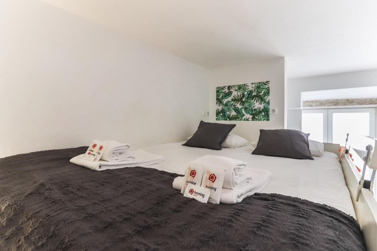 Santos Tiny Studio By Homing Lisbona Esterno foto
